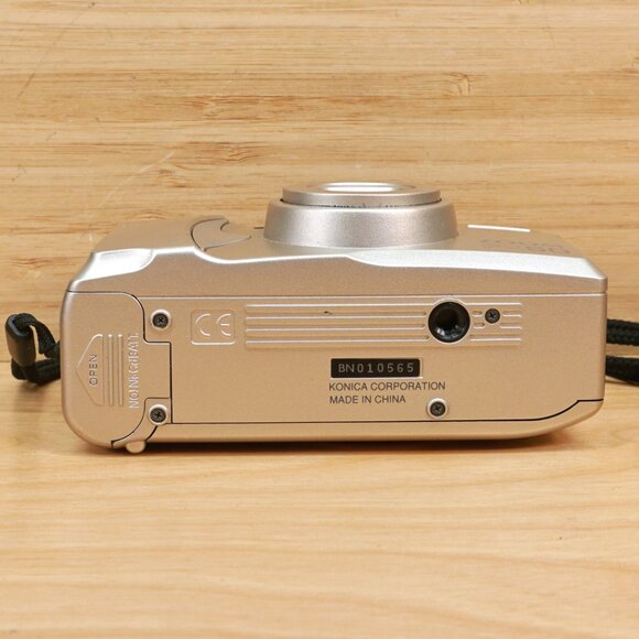 Konica Zoom FX50 35mm Point And Shoot Film Camera - Picture 9 of 11